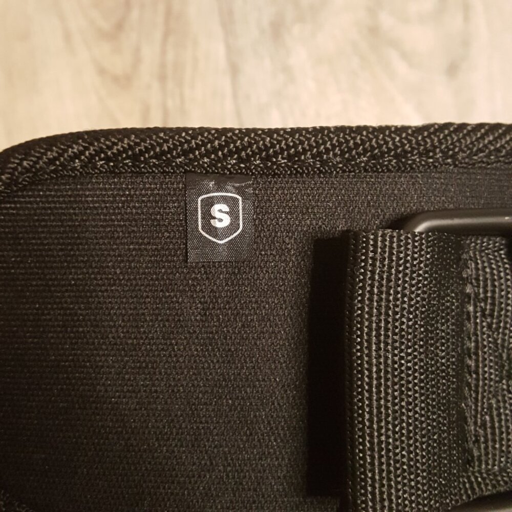 Weight Lifting Belt - Picture 3 of 6